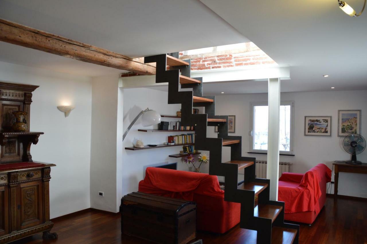 Sunflower Apartment With Private Terrace And Lift Janov Exteriér fotografie
